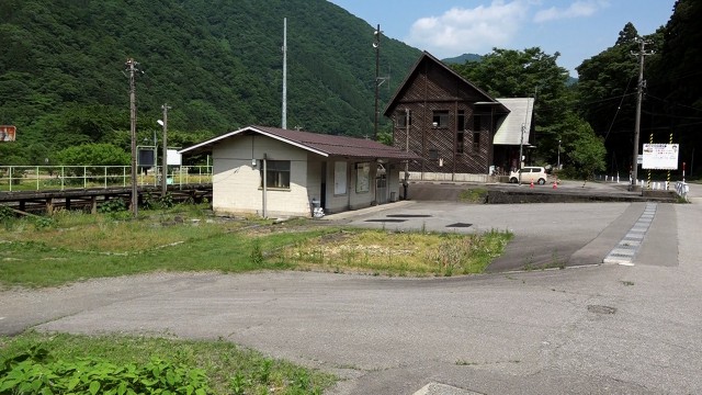 Kadohara station
