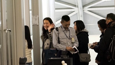 ソナム・チョキさん関西国際空港にて笑顔で帰国していった