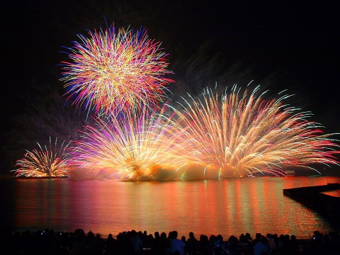 Mikuni water fireworks