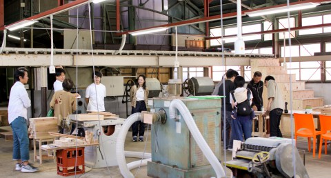 experience making things inside of the factory called PARK in Kawada, Sabae City, Fukui 
