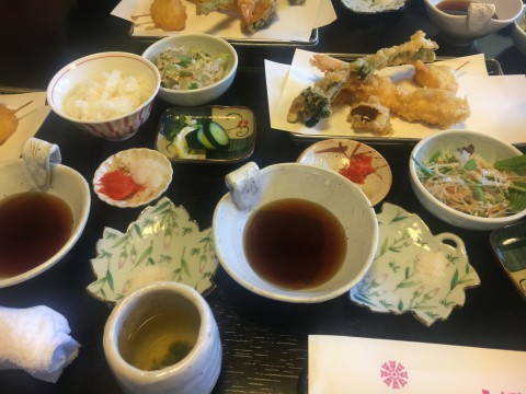 a plate of tempura combo lunch